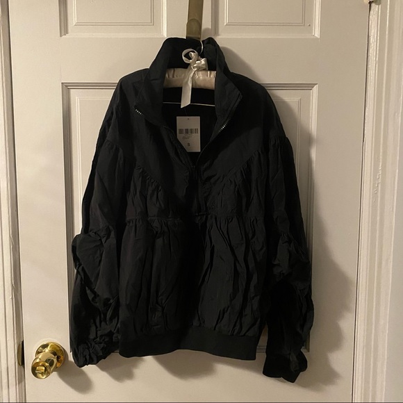 Forever21 Contrast-Trim Shirred Anorak - Picture 5 of 7